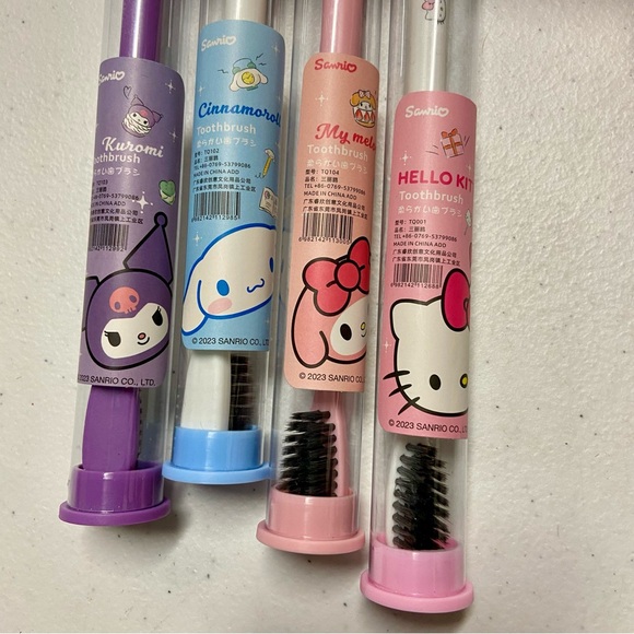 NEW Sanrio All 4 Hello Kitty Cinnamoroll Kuromi My Melody Toothbrushes KAWAII - Picture 6 of 6